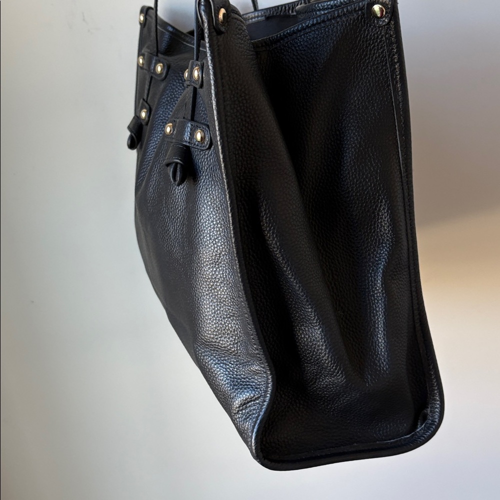 Laggo Siena Tote in Black Pebbled Leather, Zip Pockets, Classic, 13.5x12.5x5" - Picture 4 of 13